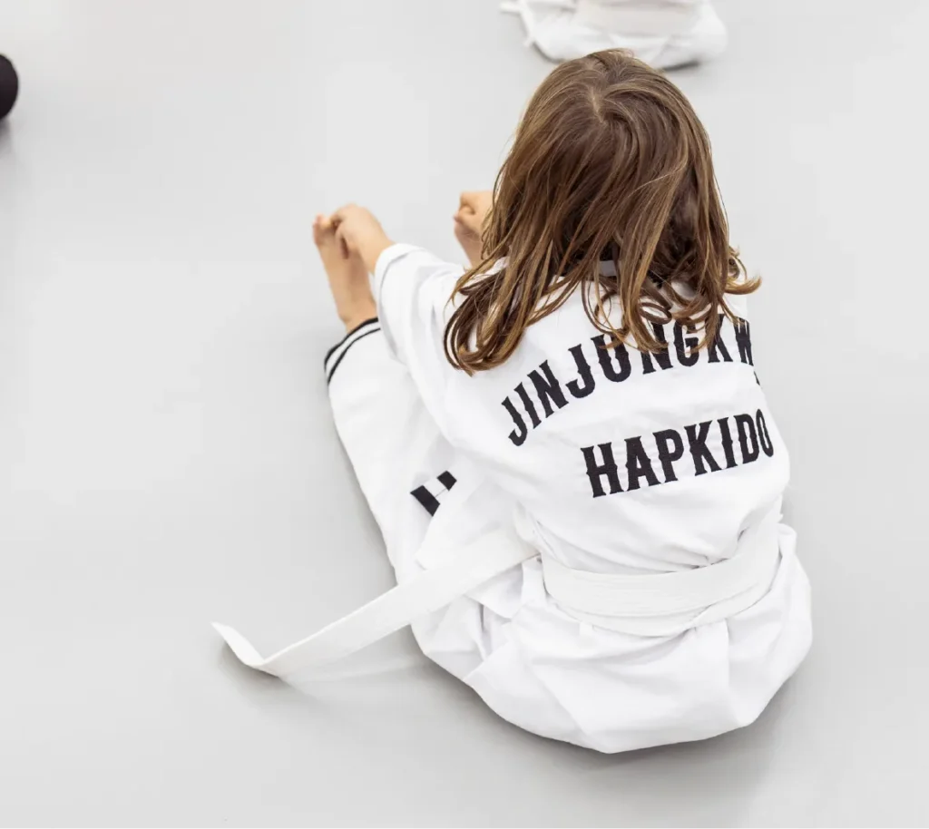 Niños entrenando hapkido